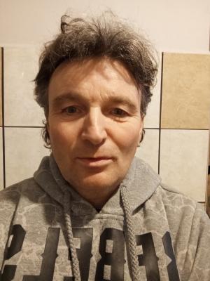 Vékony lányt támogatnék0